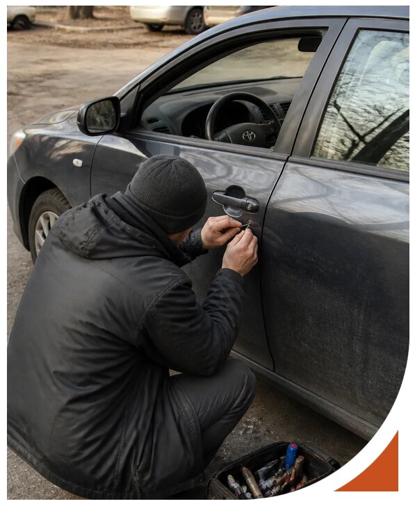Профессиональное вскрытие автомобиля Тойота без повреждений в Коврове